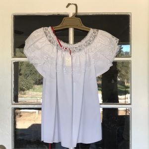 Mexican Style Blouse w/ribbon